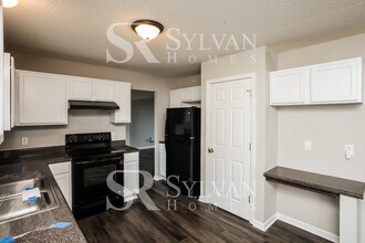 520 Woodlock Ln in Columbia, SC - Building Photo - Building Photo