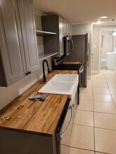 127 Seaton Plz NW, Unit B in Washington, DC - Foto de edificio - Building Photo