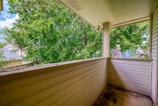 property at 11503 Meadow Ln