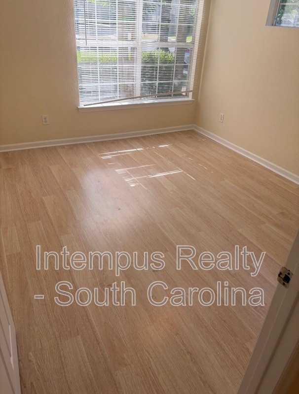 property at 897 Fording Island Rd