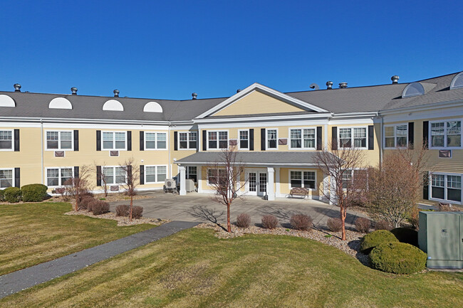 Westport Village Apartments in Westport, MA - Building Photo - Primary Photo