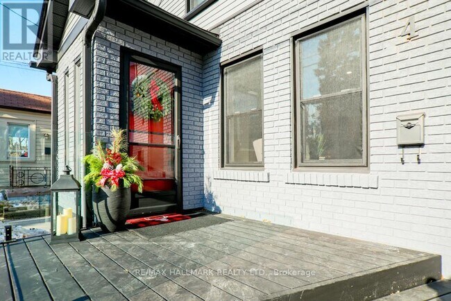 4 Freeman St in Toronto, ON - Building Photo - Building Photo