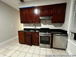 24 Maryland St in Boston, MA - Building Photo - Building Photo