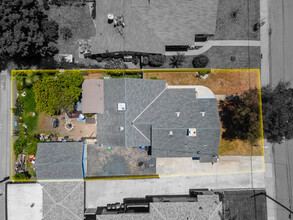 6039 W 86th Pl in Los Angeles, CA - Building Photo - Building Photo