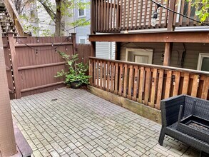 7 Ward Ct, Unit 3F in Boston, MA - Building Photo - Building Photo