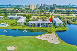 2421 Village Blvd in West Palm Beach, FL - Building Photo - Building Photo