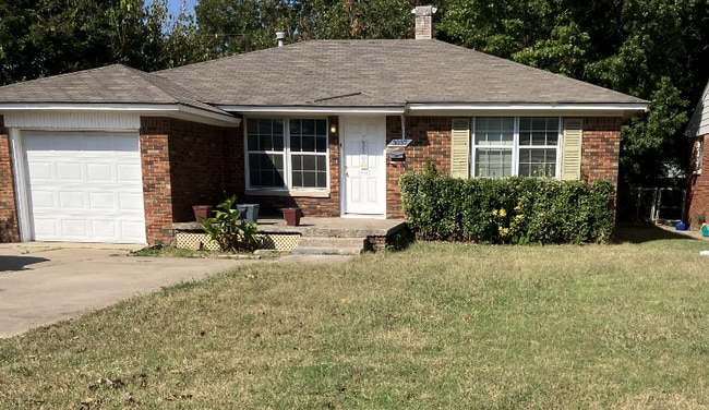 3037 NW 66th St