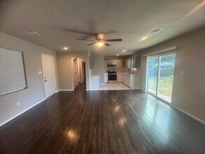 4918 Balkin St in Houston, TX - Building Photo - Building Photo