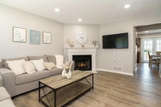 7867 Meadowhaven Blvd in Columbus, OH - Building Photo - Building Photo