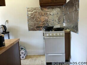 349 Pleasant St in Malden, MA - Building Photo - Building Photo