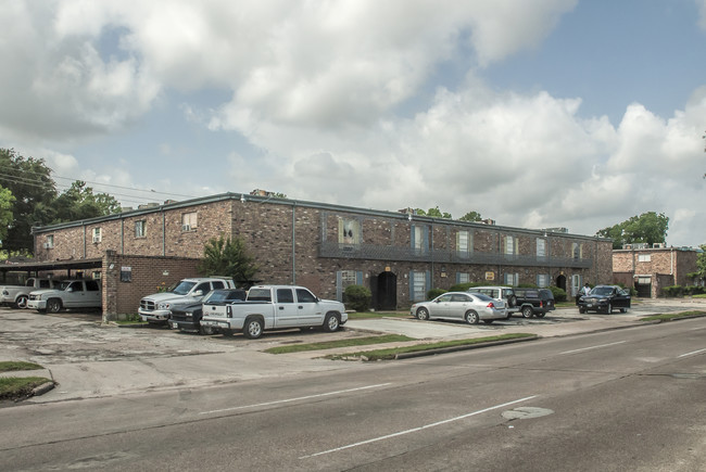 9043 Beechnut St in Houston, TX - Building Photo - Building Photo