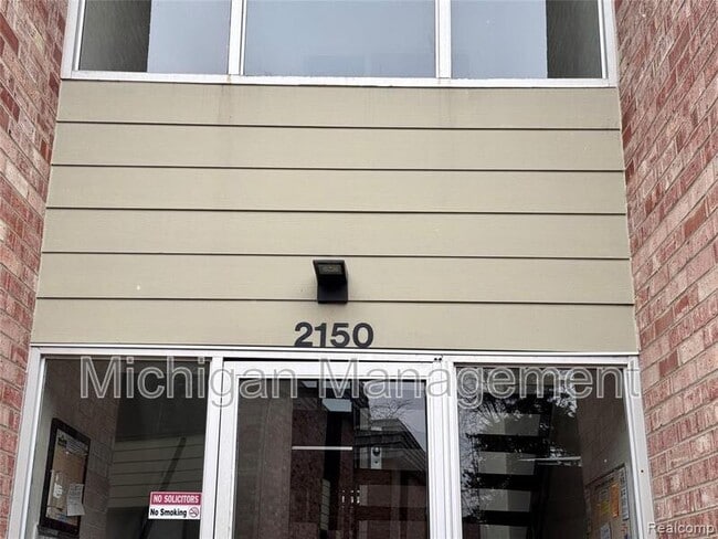 2150 Pauline Blvd in Ann Arbor, MI - Building Photo - Building Photo