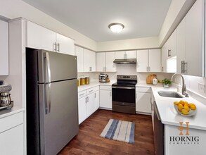 6310 Vernon Ave S in Minneapolis, MN - Building Photo - Building Photo