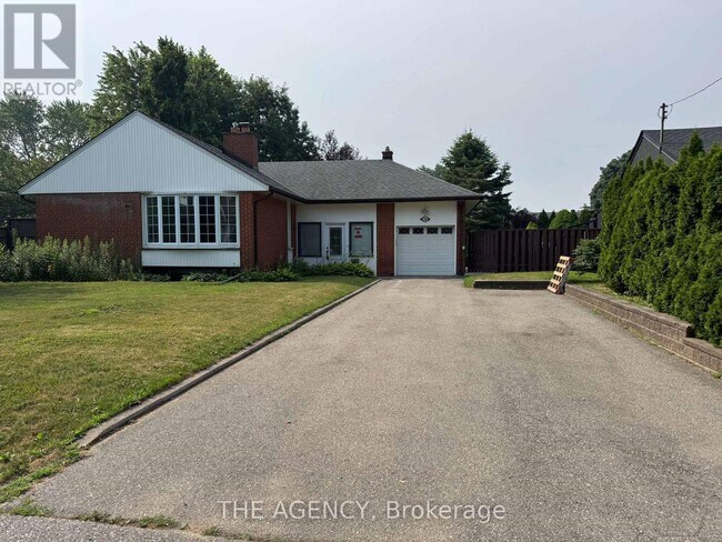 property at 1590 Liveoak Dr