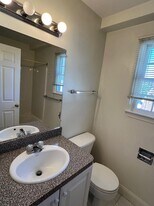 86 Chapel St in Newton, MA - Building Photo