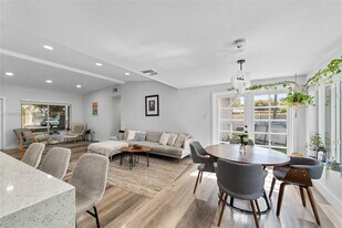 1704 SW 9th St in Fort Lauderdale, FL - Building Photo