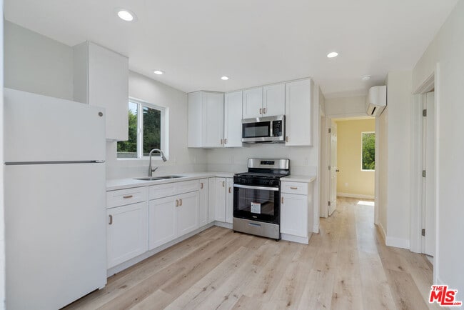 property at 2018 Forest Ave
