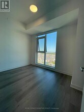 40 Lagerfeld Dr in Brampton, ON - Building Photo - Building Photo