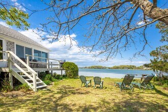 7 Sims Ln in Sag Harbor, NY - Building Photo - Building Photo