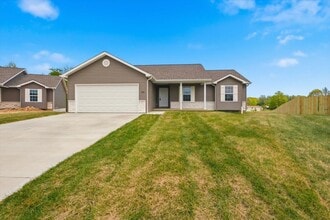 179 Rivers Edge Dr in Moscow Mills, MO - Building Photo - Building Photo