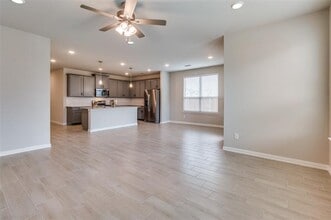 3737 Paradise Way in Sherman, TX - Building Photo - Building Photo