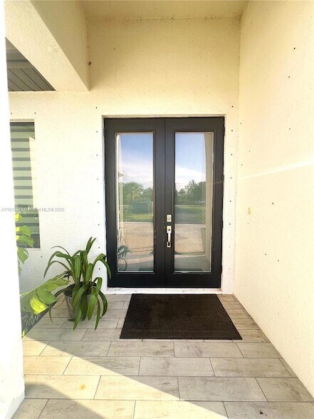 3724 56th Ave NE in Naples, FL - Building Photo - Building Photo