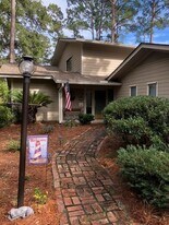 119 Governors Rd in Hilton Head Island, SC - Building Photo