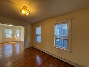 5 Partridge Ave, Unit 2 in Somerville, MA - Building Photo - Building Photo