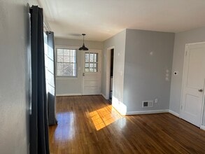 1303 Longwood Ave, Unit 1303 in Bedford, VA - Foto de edificio - Building Photo