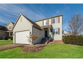 9049 Garland Ln N in Maple Grove, MN - Building Photo