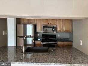 211 Park Pl Dr in Cherry Hill Township, NJ - Building Photo - Building Photo