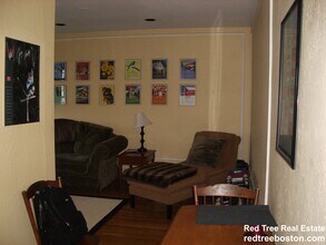 1997 Commonwealth Ave, Unit 24 in Brighton, MA - Building Photo - Building Photo