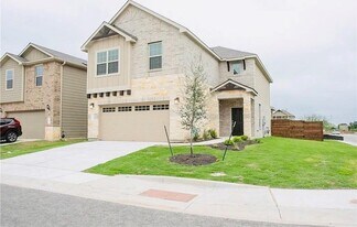 13901 Eucalyptus Bnd in Austin, TX - Building Photo