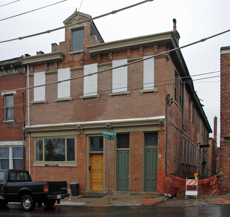 2151 Freeman Ave in Cincinnati, OH - Building Photo