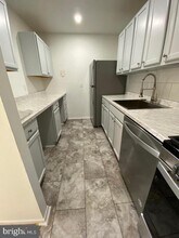 8002 Le Havre Pl in Falls Church, VA - Building Photo - Building Photo