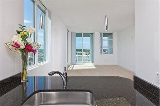 315 NE 3rd Ave-Unit -1501 in Fort Lauderdale, FL - Building Photo - Building Photo
