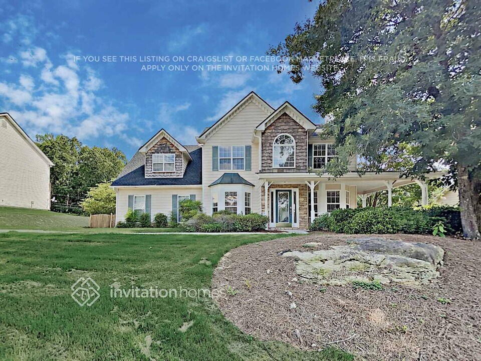 4501 Keenly Valley Dr NE in Buford, GA - Building Photo