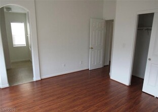 5523 Baccarat Ave in Las Vegas, NV - Building Photo - Building Photo