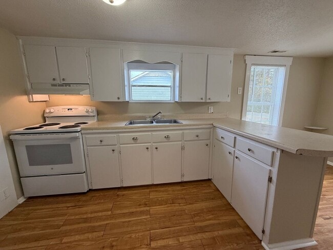 2161 Hines Farm Rd in Jacksonville, NC - Building Photo - Building Photo