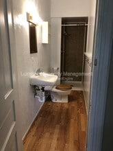 1020 W Kalamazoo Ave in Kalamazoo, MI - Building Photo - Building Photo