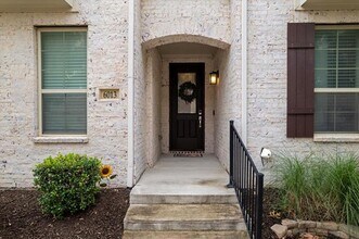 6013 Page St in Frisco, TX - Building Photo - Building Photo