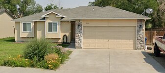 1740 Peregrine Dr in Mountain Home, ID - Building Photo