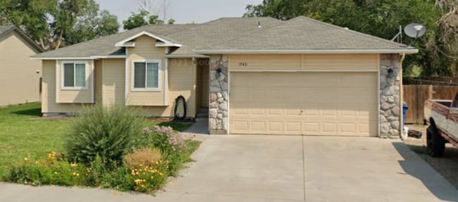 property at 1740 Peregrine Dr