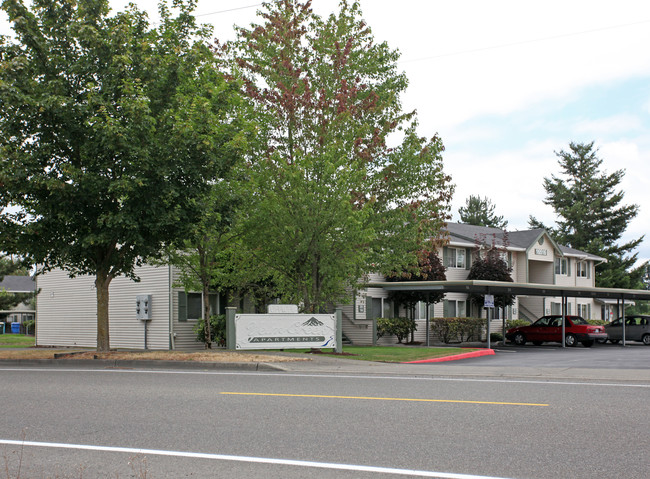 Yelm Creek Apartments in Yelm, WA - Building Photo - Building Photo