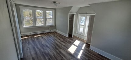 2319 Charles St in St. Joseph, MO - Building Photo - Building Photo