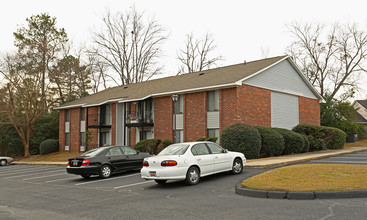 Sweetbriar Apartments in Lexington, SC - Foto de edificio - Building Photo