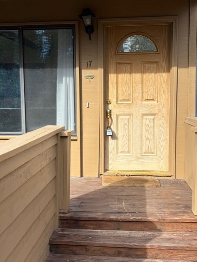 property at 866 Northwood Dr