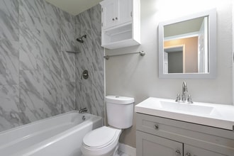 10632 Queen St in Westminster, CO - Building Photo - Building Photo