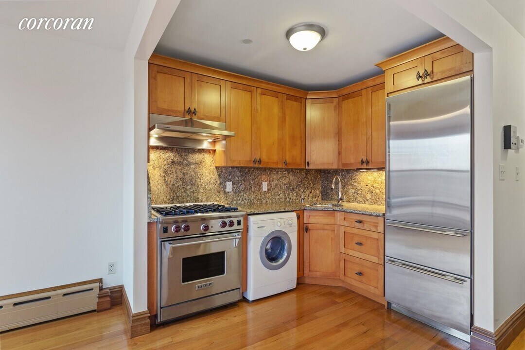 378 6th Ave in Brooklyn, NY - Building Photo