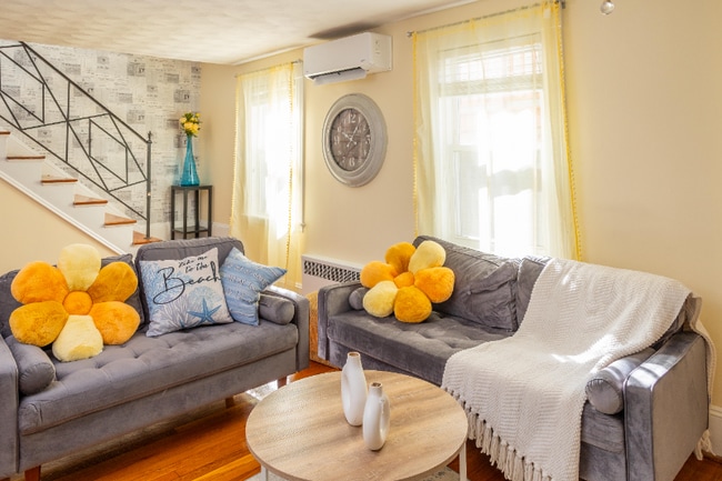 property at 85 Beach Rd